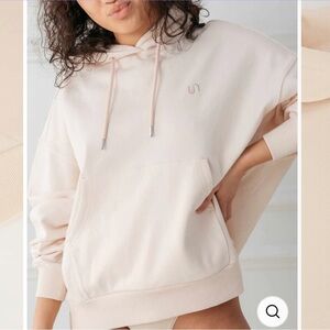 Understatement blush sweatshirt